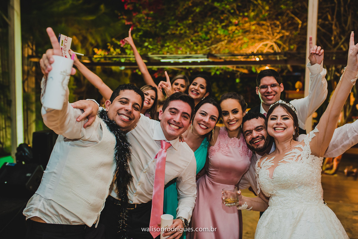 casamento em fotortaleza-casamentos-noiva-sapato da noiva-brinco da noiva-maquiagem da noiva-vestido da noiva-dia de noiva-walisonrodrigues fotografias-totografos de fortaleza-fotografo ce.