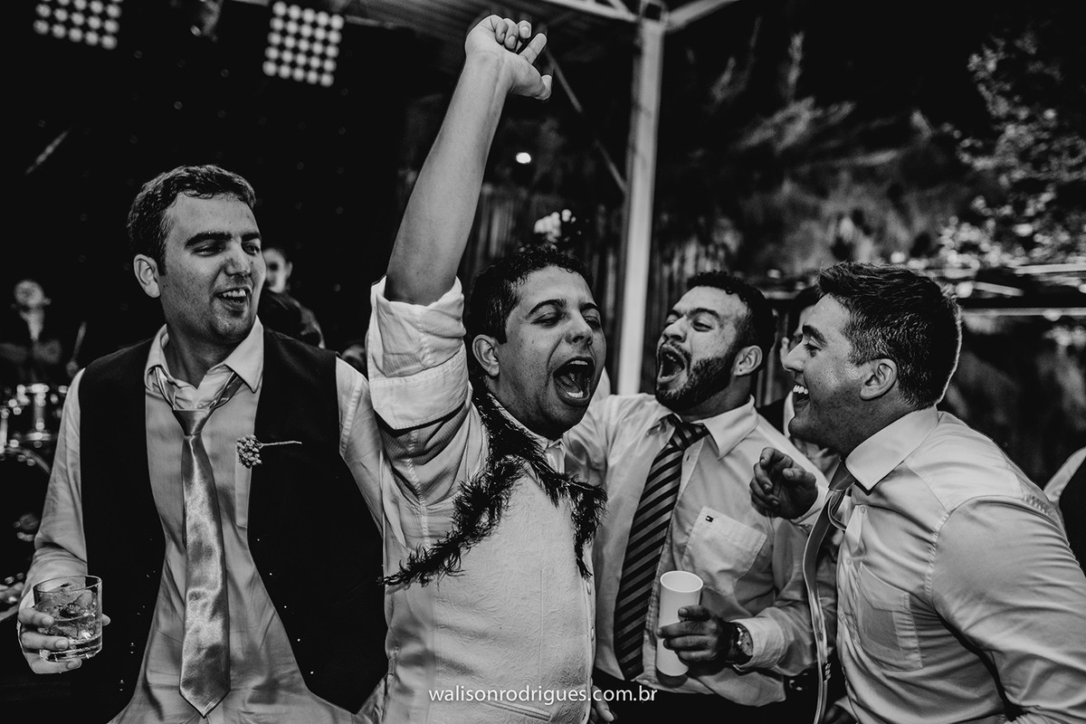 casamento em fotortaleza-casamentos-noiva-sapato da noiva-brinco da noiva-maquiagem da noiva-vestido da noiva-dia de noiva-walisonrodrigues fotografias-totografos de fortaleza-fotografo ce.