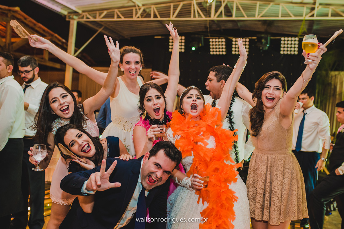 casamento em fotortaleza-casamentos-noiva-sapato da noiva-brinco da noiva-maquiagem da noiva-vestido da noiva-dia de noiva-walisonrodrigues fotografias-totografos de fortaleza-fotografo ce.