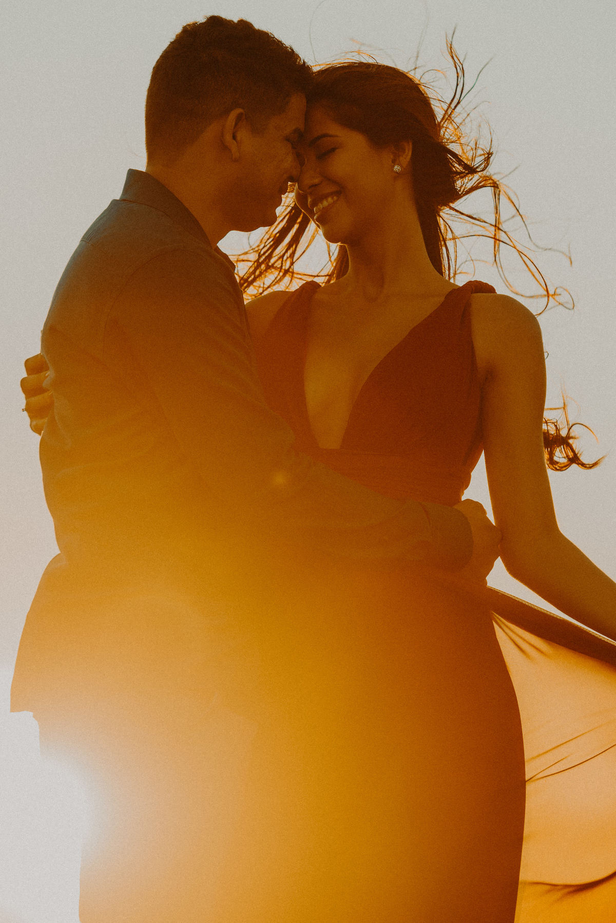 fotos-de-casal-deslumbrate-no-por-do-sol-da-pedra-do-frade-em-itapaje-ce