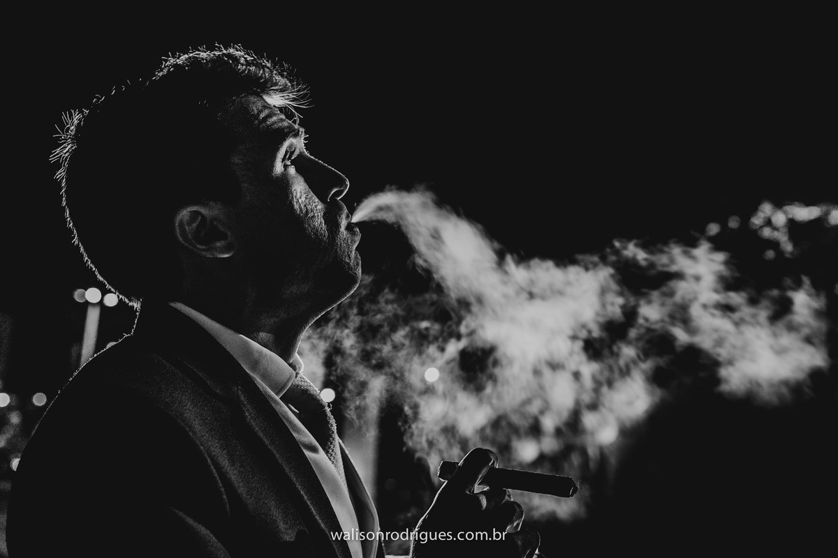 noiva-catu-lake-vestido-da-noiva-noivo-buque-da-noiva-noiva-vestido-da-noiva-noivo-damas-de-honra-casamento-de-dia-casamento-na-pra-por-do-sol.