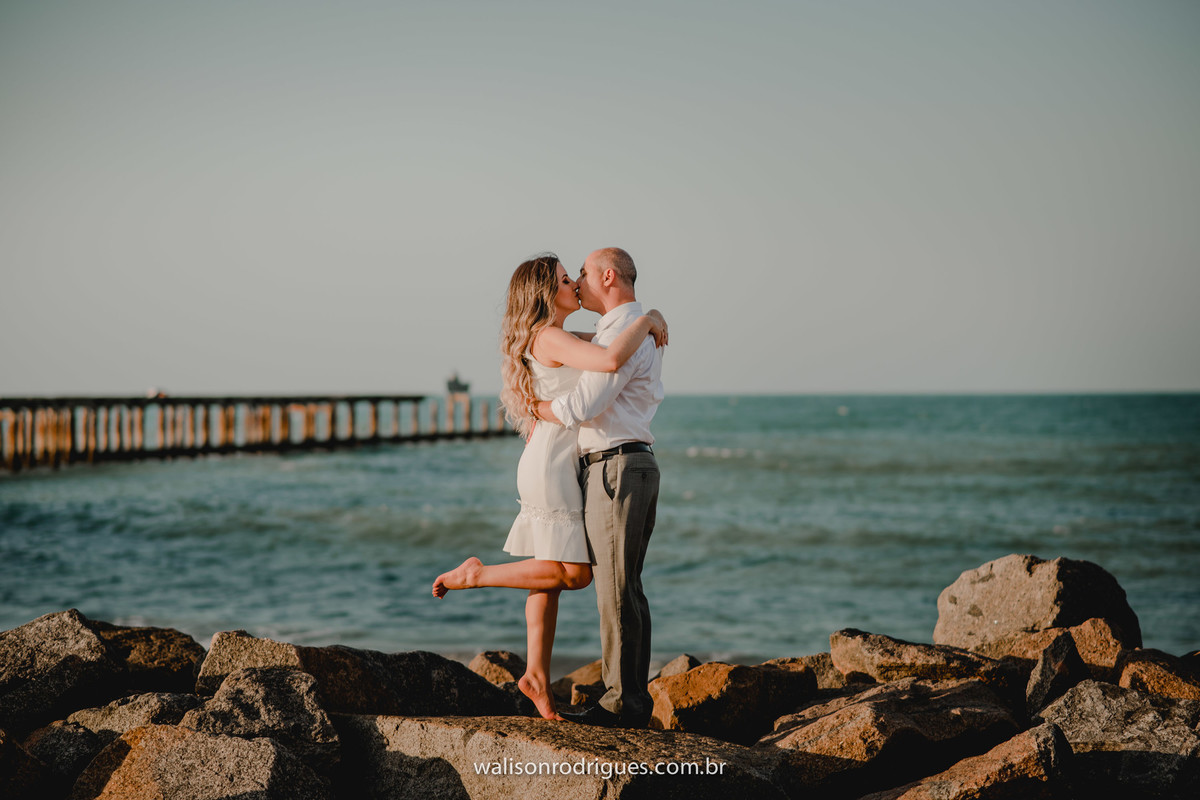 e-session-pre-wedding-de-casais-no-estoril-e-ponte-metalica-ponte-dos-ingleses-praia-de-iracema-em-fortaleza-ce