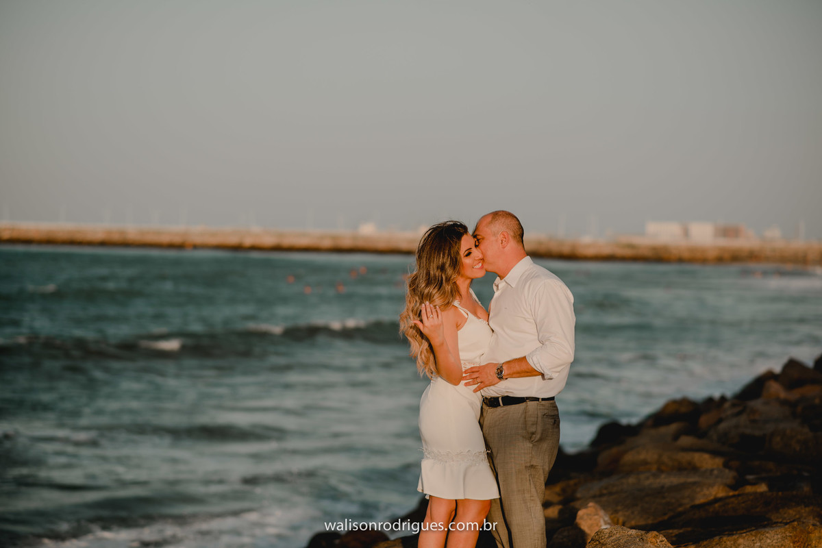 e-session-pre-wedding-de-casais-no-estoril-e-ponte-metalica-ponte-dos-ingleses-praia-de-iracema-em-fortaleza-ce