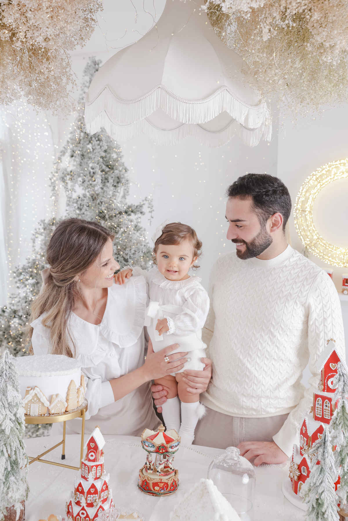 Sessão de fotografia de estúdio
Fotografia em estúdio
Ensaio fotográfico em estúdio
Estúdio fotográfico
Sessão fotográfica profissional em estúdio
Fotógrafo de estúdio
Book fotográfico em estúdio
Sessão de retratos em estúdio
Fotografia de estúdio profiss