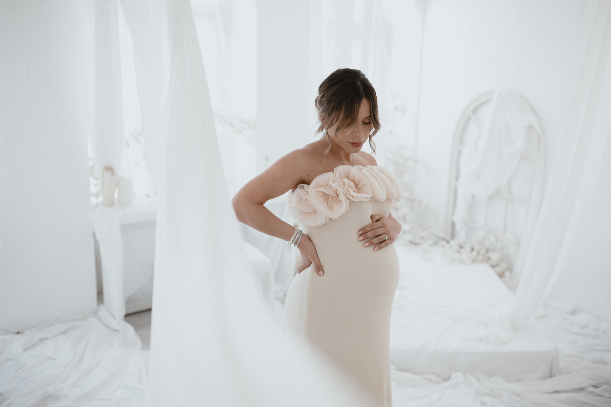 * Sessão de gravidez
* Fotografia de gravidez
* Ensaio gestante
* Sessão de gestante
* Fotografia de barriga de grávida
* Ensaio de gravidez em estúdio
* Fotos de grávidas
* Book gestante
* Fotógrafo para gestantes
* Estúdio fotográfico gestante
