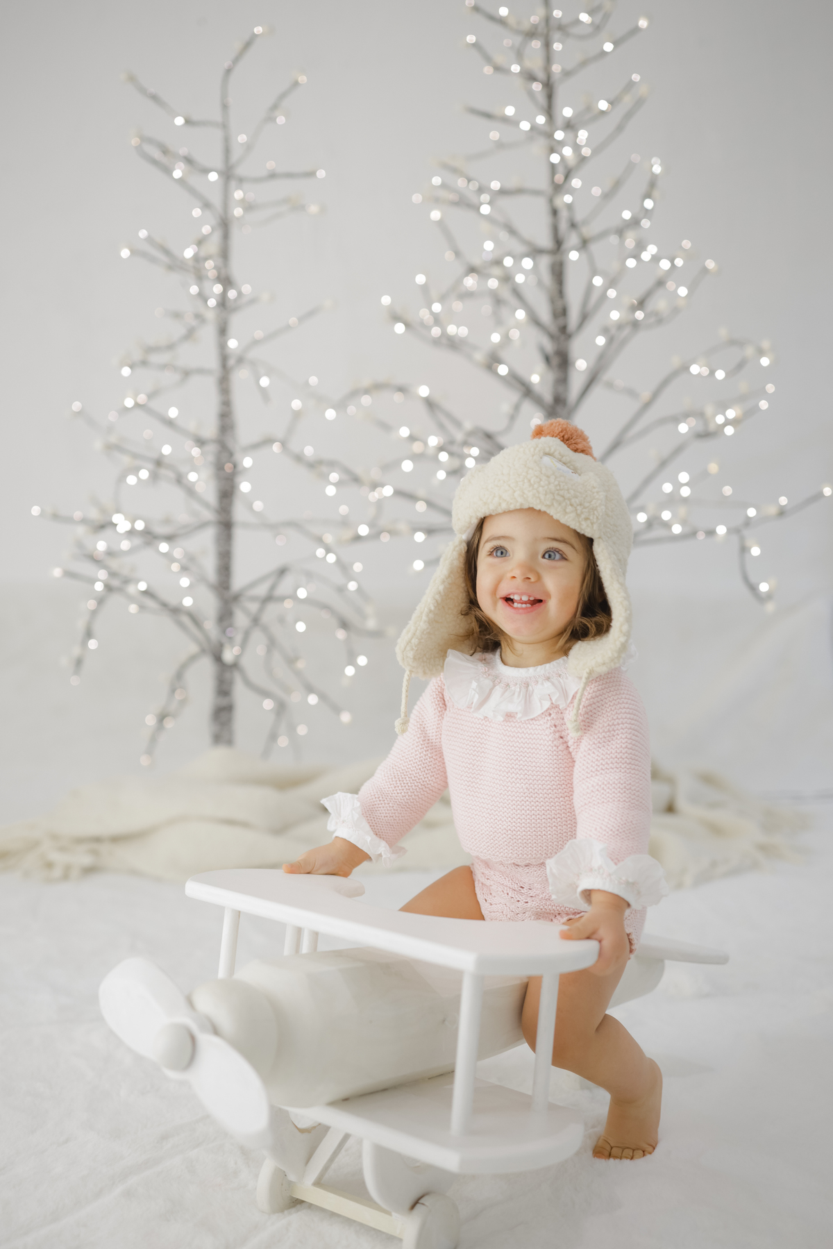 Palavras-chave:

Sessões fotográficas de inverno, fotografia de acompanhamento, sessões de acompanhamento de bebés, fotografia de família, fotografia em Portugal, sessões de inverno, registar momentos especiais.

