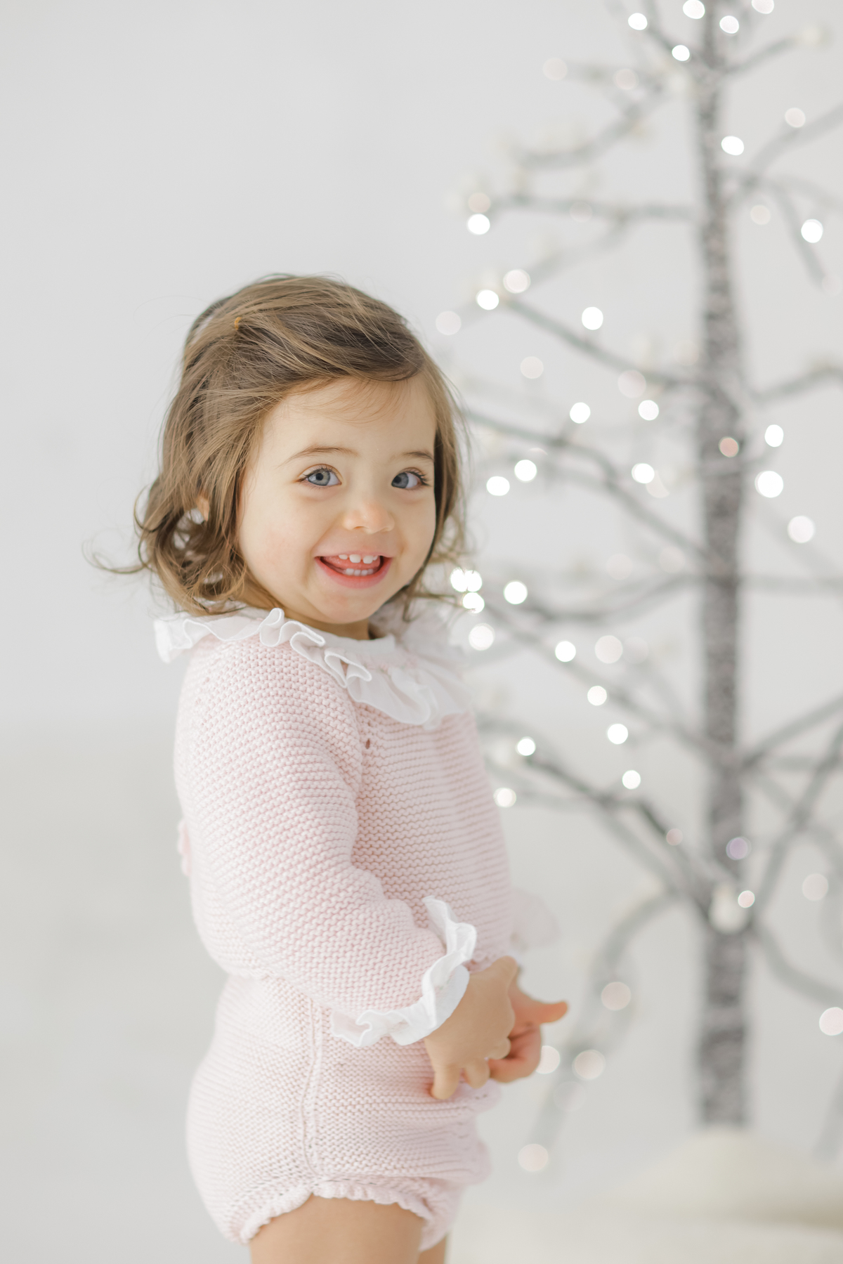 Palavras-chave:

Sessões fotográficas de inverno, fotografia de acompanhamento, sessões de acompanhamento de bebés, fotografia de família, fotografia em Portugal, sessões de inverno, registar momentos especiais.

