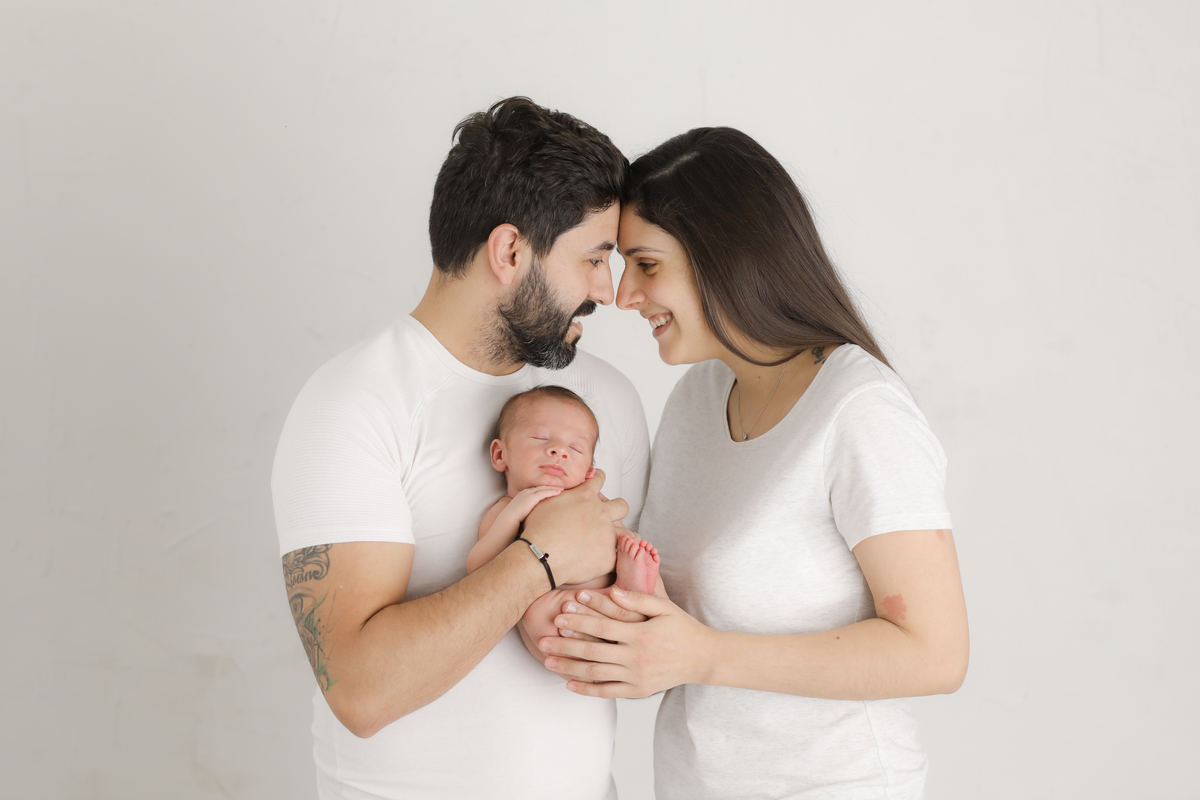 * Sessão de fotografia de estúdio
* Fotografia em estúdio
* Ensaio fotográfico em estúdio
* Estúdio fotográfico
* Sessão fotográfica profissional em estúdio
* Fotógrafo de estúdio
* Book fotográfico em estúdio
* Sessão de retratos em estúdio
* Fotografia 