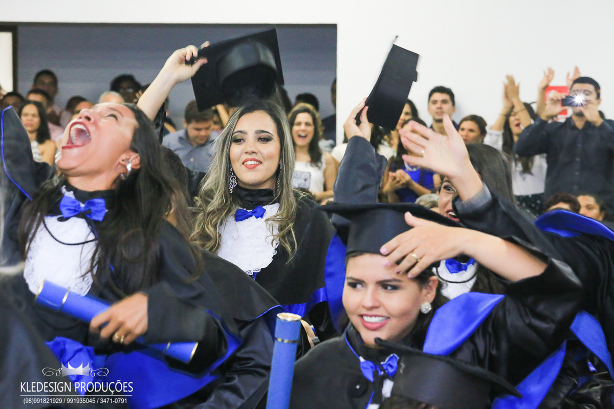FORMATURA TATIANA SANTOS