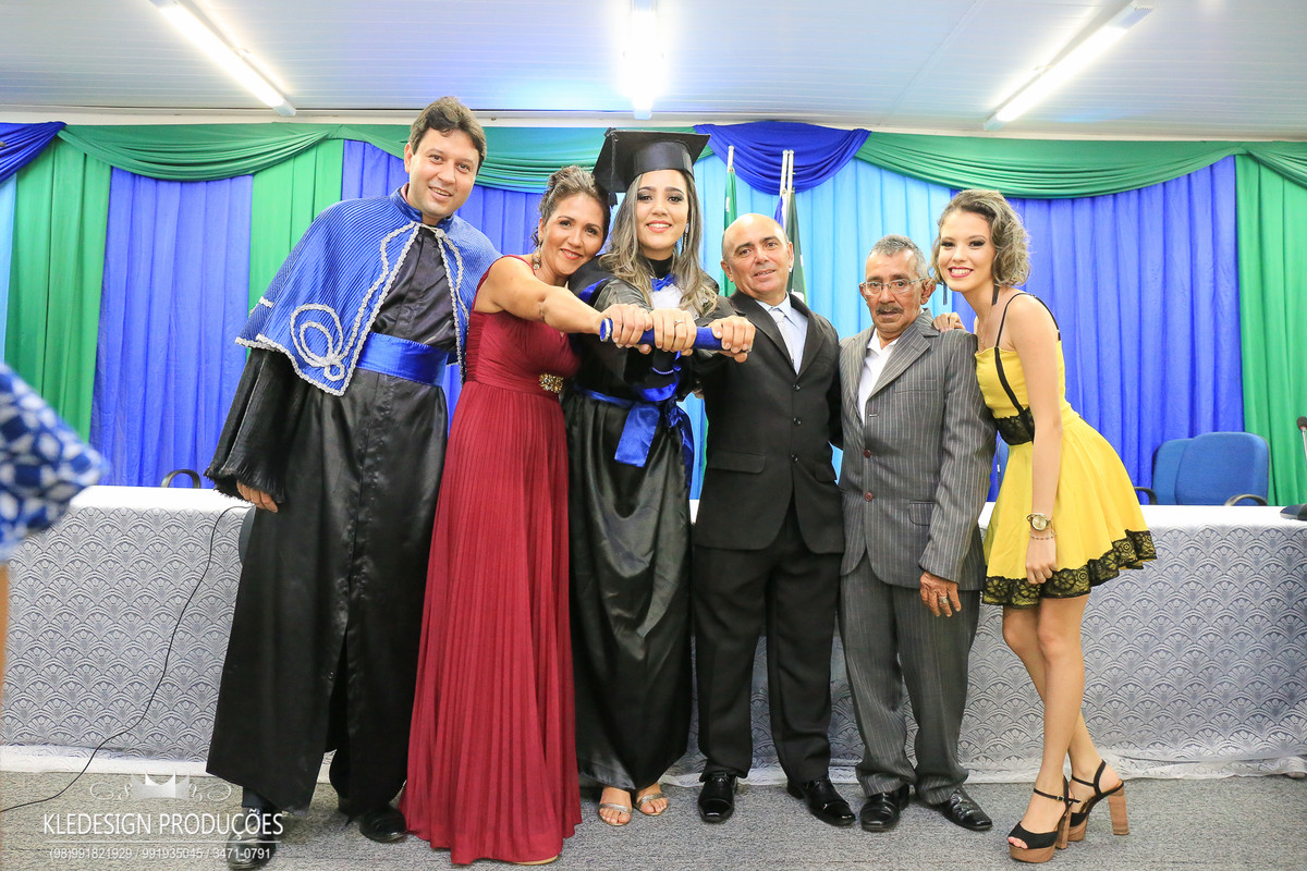 FORMATURA TATIANA SANTOS