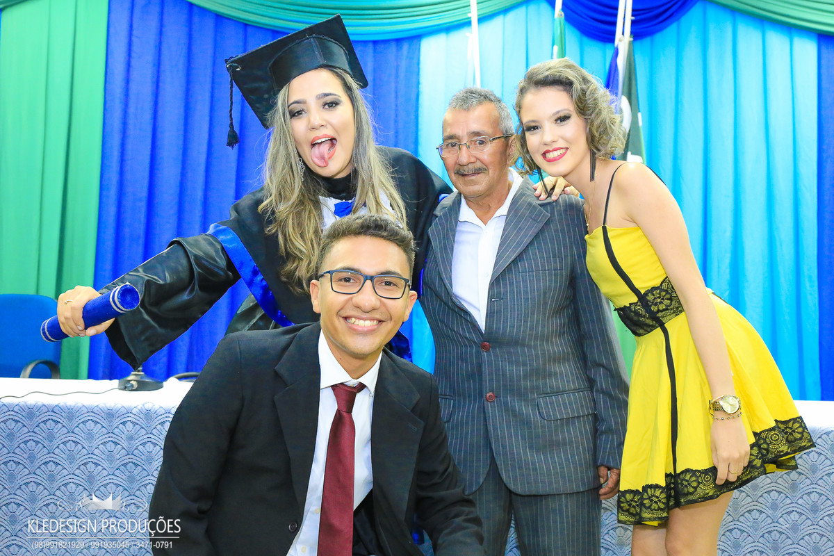 FORMATURA TATIANA SANTOS