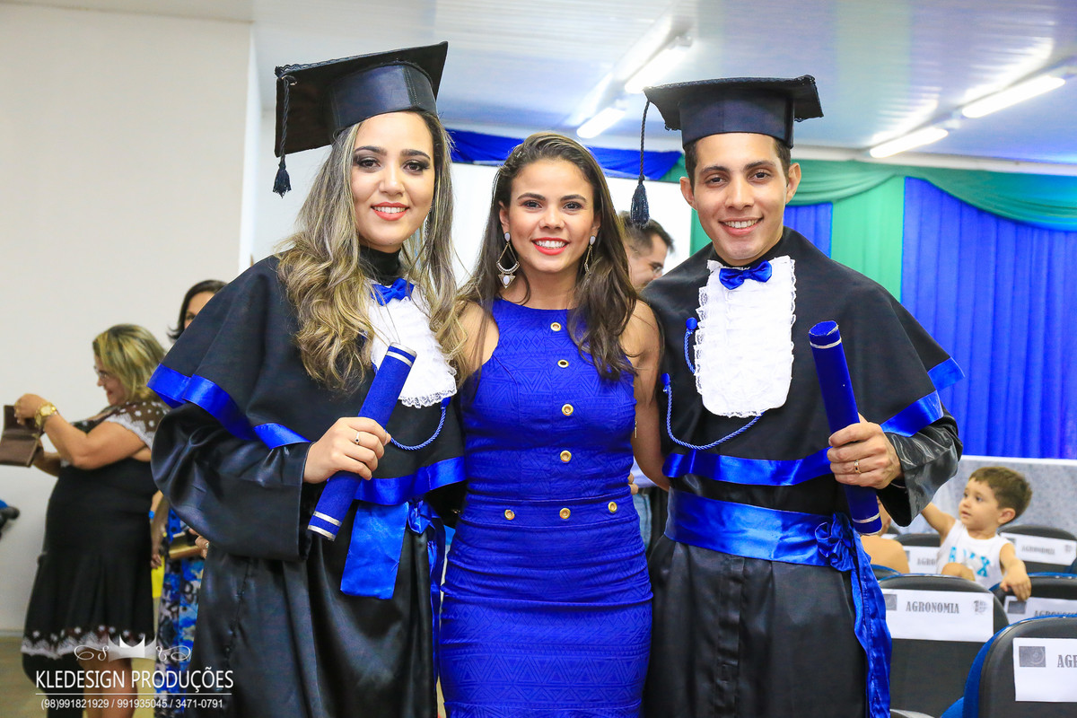 FORMATURA TATIANA SANTOS