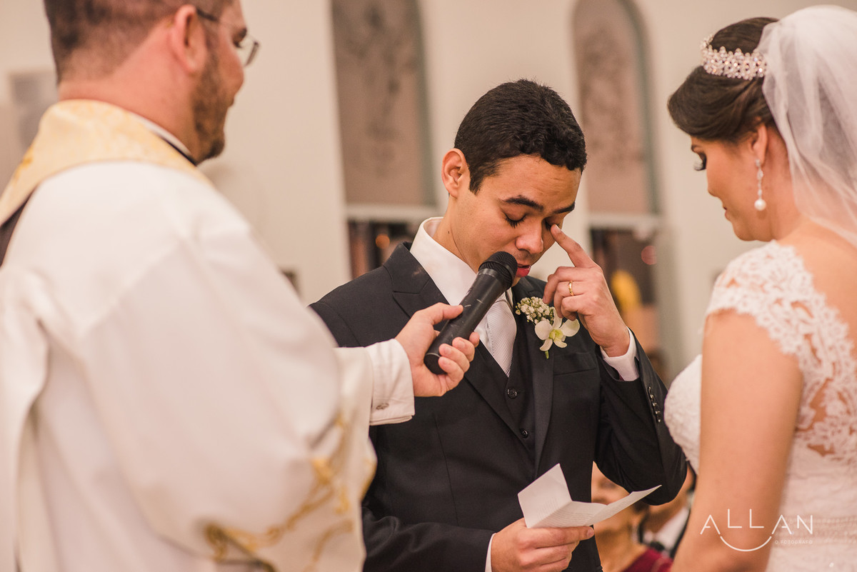 Noivo com cisco no olho