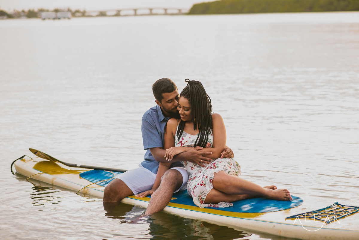 Ensaio pré casamento de casal no rio do mosqueiro Aracaju Sergipe