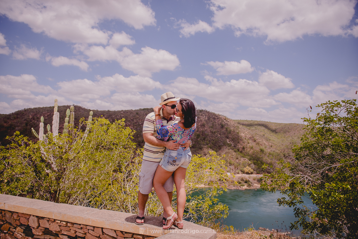 ensaio pos casamento em piranhas, piranhas alagoas,fotografia de ensaio em piranhas,fotografo de casamento aracaju,ensaio casal aracaju,trêm de piranhas,casal,