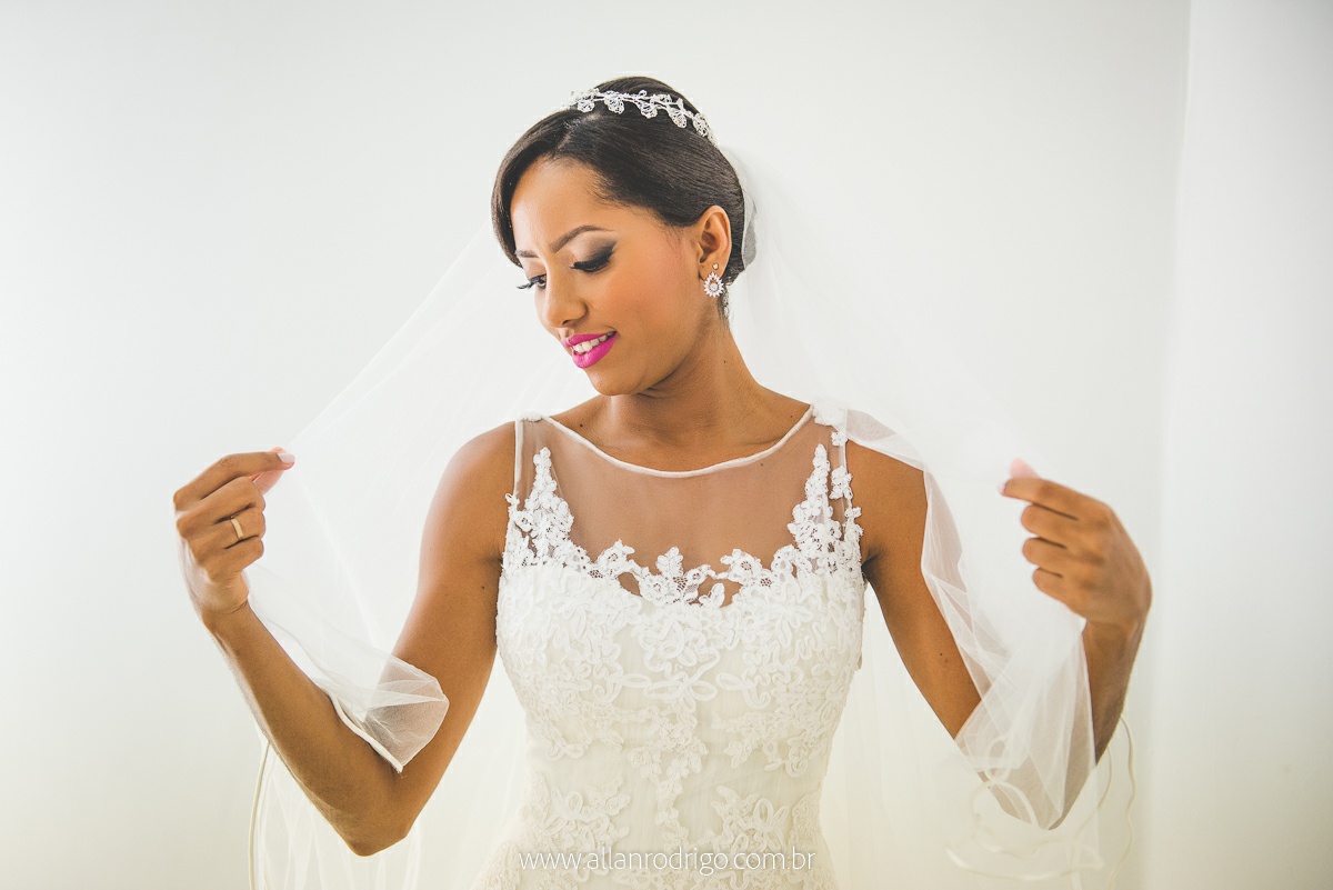 weddingday,weddingsergipe,casamento em aracaju,fotografo de casamento aracaju,fotografia de casamento em aracaju, casamento em aracaju, aracaju, sergipe,noiva, noivo,amor,orçamento fotografia de casamento em aracaju,making of da noiva,veu da noiva,