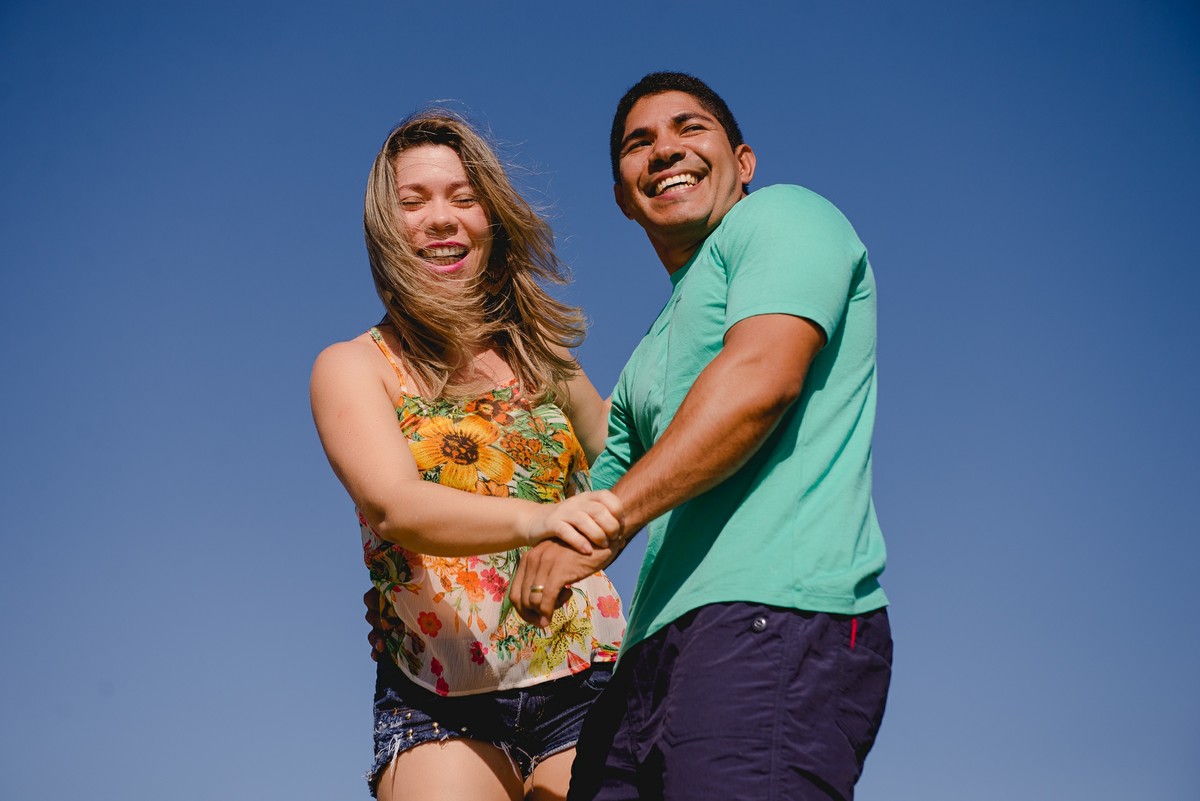 ensaio casal,ensaio aracaju, fotografo de casamento aracaju, fotografo de ensaio em aracaju,casal,amor,lagoa redonda,sergipe,pirambu,diversao,ensaio divertido,allan rodrigo fotografia, pré wedding