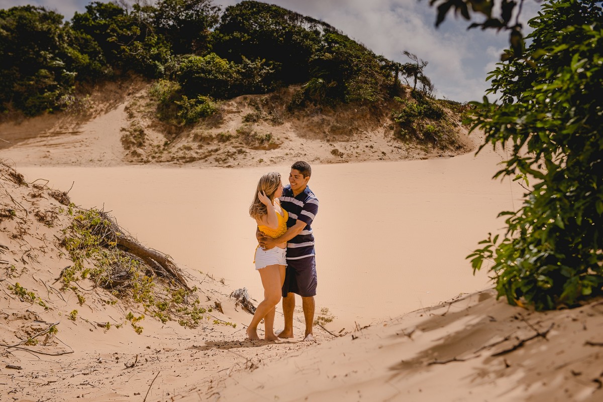 ensaio casal,ensaio aracaju, fotografo de casamento aracaju, fotografo de ensaio em aracaju,casal,amor,lagoa redonda,sergipe,pirambu,diversao,ensaio divertido,allan rodrigo fotografia, pré wedding