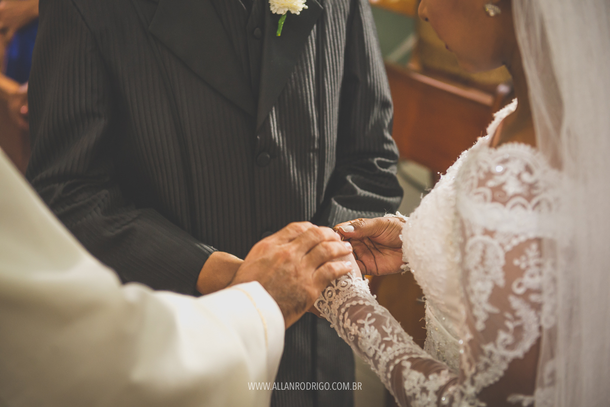 acessória de casamento,casamento igreja em itabaianinha,fotografia de casamento itabaianinha sergipe,fotografia de casamento aracaju, allan rodrigo fotografia, casamento interior sergipano, noiva, noivo, casando em itabaianinha, fotografo de casame