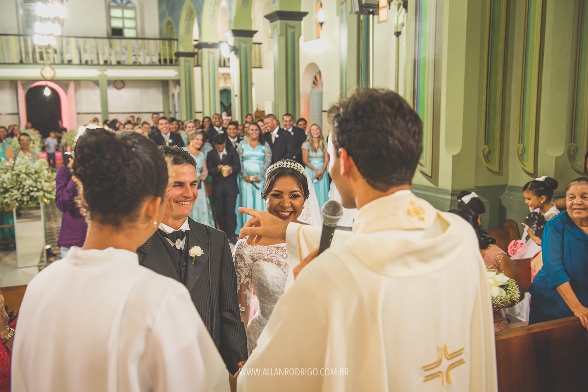 acessória de casamento,casamento igreja em itabaianinha,fotografia de casamento itabaianinha sergipe,fotografia de casamento aracaju, allan rodrigo fotografia, casamento interior sergipano, noiva, noivo, casando em itabaianinha, fotografo de casame