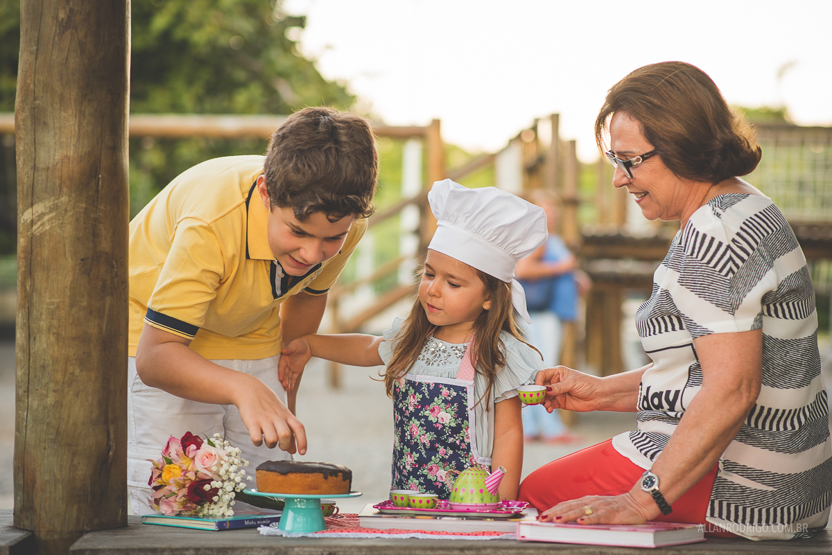 ensaio infantil aracaju, allan rodrigo fotografia, fotografia infantil aracaju, parques de aracaju, parque cajueiros, ensaio com as vovós, infantil aracaju, fotografia infantil sergipe, cozinha da vovó, chá da vovó,bolo,aracaju