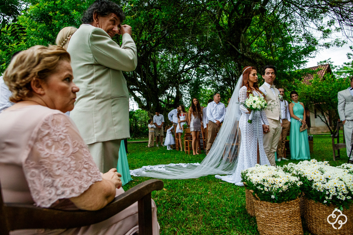 Cerimônia de Casamento no Campo | Casamento Sítio Nona Lurdes | Nova Trento - SC | Casamento de Dia | Fotógrafo de Casamento | Fotógrafa Naiara Steil e João Paulo | Fotógrafo Destination Wedding | |Fotógrafo de Casamento SC | Destino de Casamento |