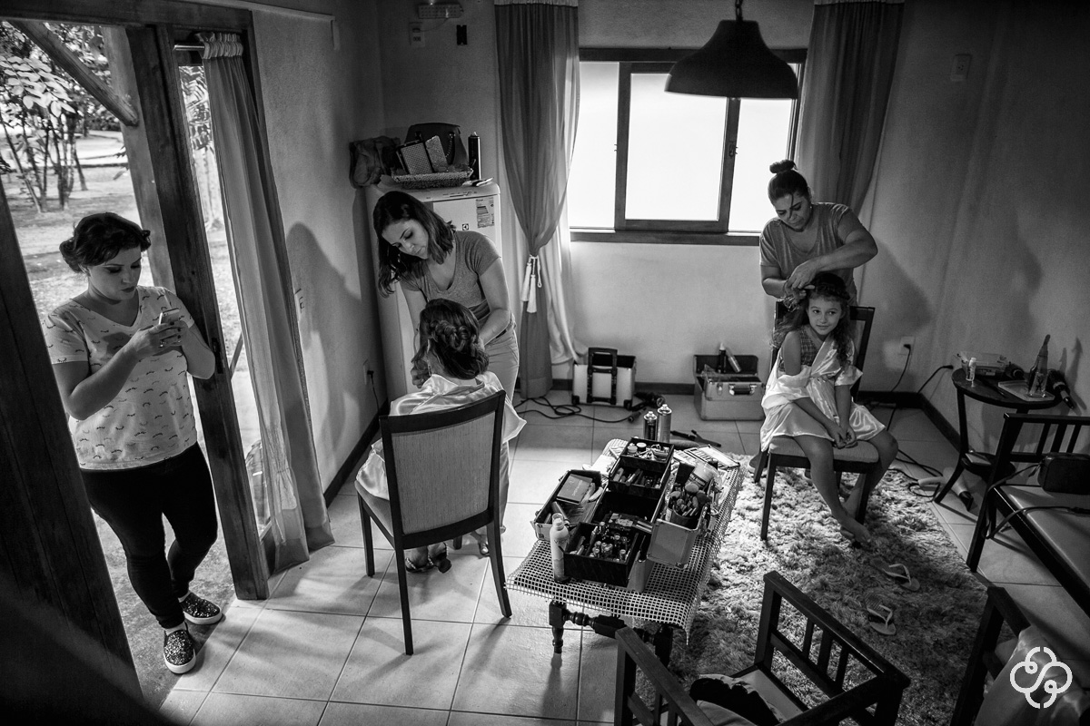 Making-Of Noiva | Casamento no Campo | Casamento Sítio Nona Lurdes | Nova Trento - SC | Casamento de Dia | Fotógrafo de Casamento | Fotógrafa Naiara Steil e João Paulo | Fotógrafo Destination Wedding | |Fotógrafo de Casamento SC | Destino de Casamento |