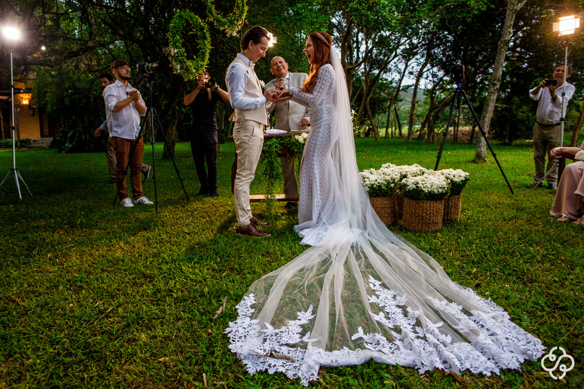 Cerimônia de Casamento no Campo | Casamento Sítio Nona Lurdes | Nova Trento - SC | Casamento de Dia | Fotógrafo de Casamento | Fotógrafa Naiara Steil e João Paulo | Fotógrafo Destination Wedding | |Fotógrafo de Casamento SC | Destino de Casamento |