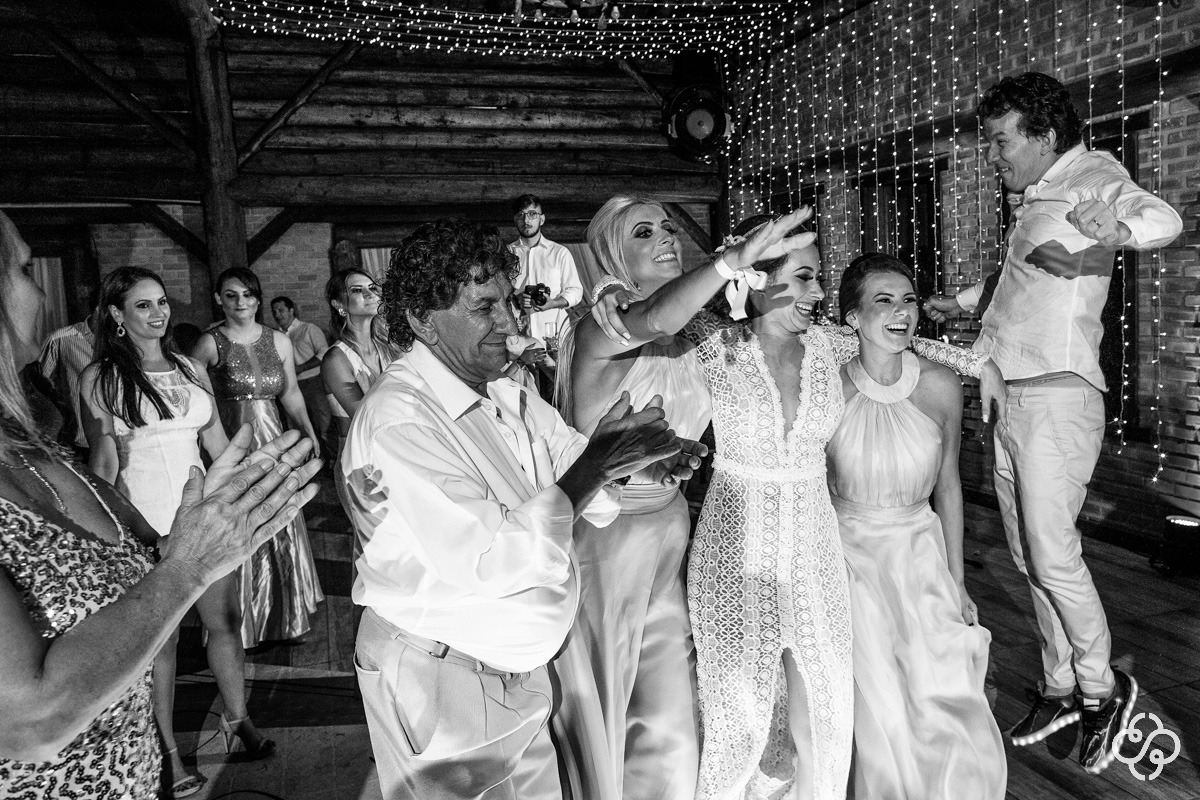 Casamento no Campo | Casamento Sítio Nona Lurdes | Nova Trento - SC | Casamento de Dia | Balada | Fotógrafo de Casamento | Fotógrafa Naiara Steil e João Paulo | Fotógrafo Destination Wedding | |Fotógrafo de Casamento SC | Destino de Casamento |