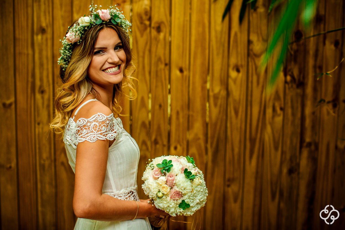 Book Noiva| Casamento na Praia | Casamento de dia | Casamento Pé na Areia | Destination Wedding | Elopment Wedding | Estaleiro Guest House | Balneário Camboriú - SC | Foto de Casamento | Fotógrafo Destination Wedding | | Destino de Casamento |