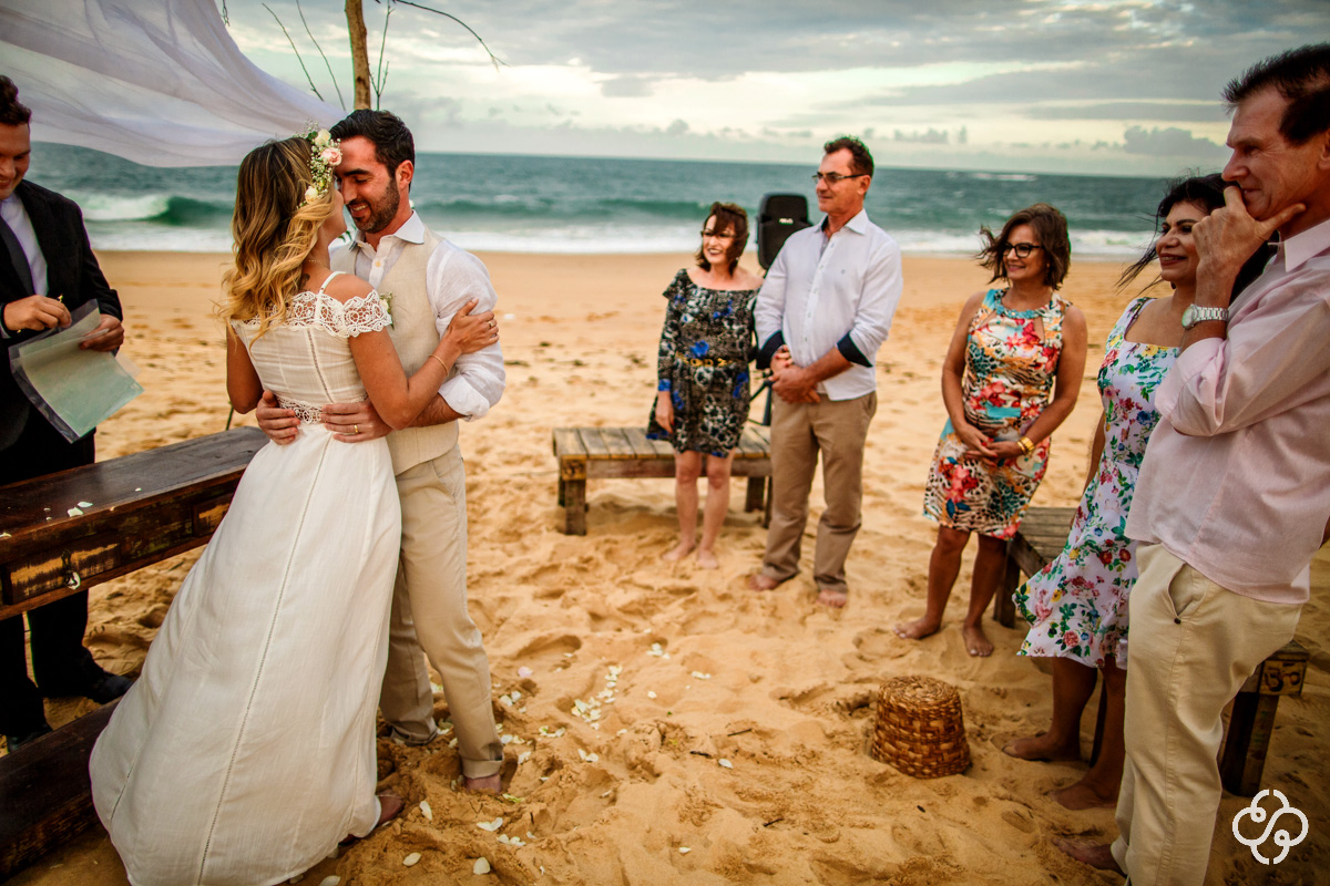 Casamento na Praia | Casamento de dia | Casando em Balneário Camboriú-Destination Wedding | Casando na Praia | Elopment Wedding | Estaleiro Guest House | Balneário Camboriú - SC | Foto de Casamento | Fotógrafo Destination Wedding | | Destino de Casamento