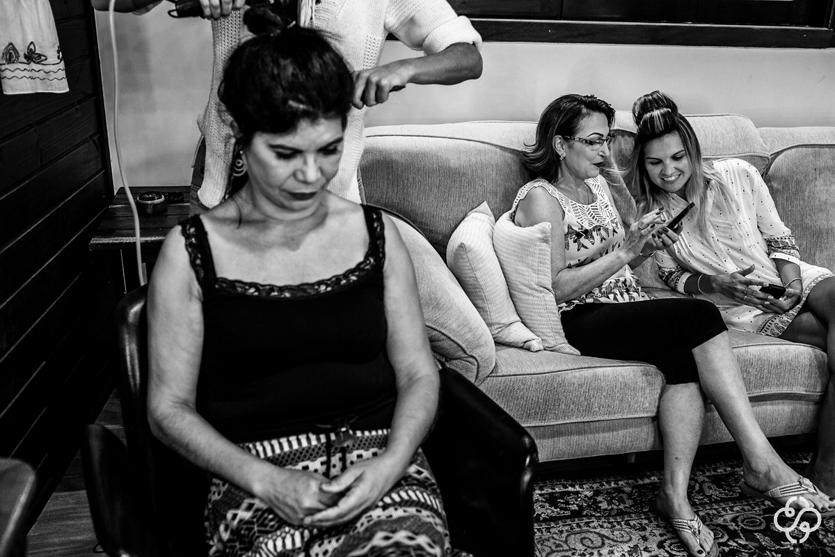 Making-of Noiva | Casamento na Praia | Casamento de dia | Casamento Pé na Areia | Destination Wedding | Elopment Wedding | Estaleiro Guest House | Balneário Camboriú - SC | Foto de Casamento | Fotógrafo Destination Wedding | | Destino de Casamento |