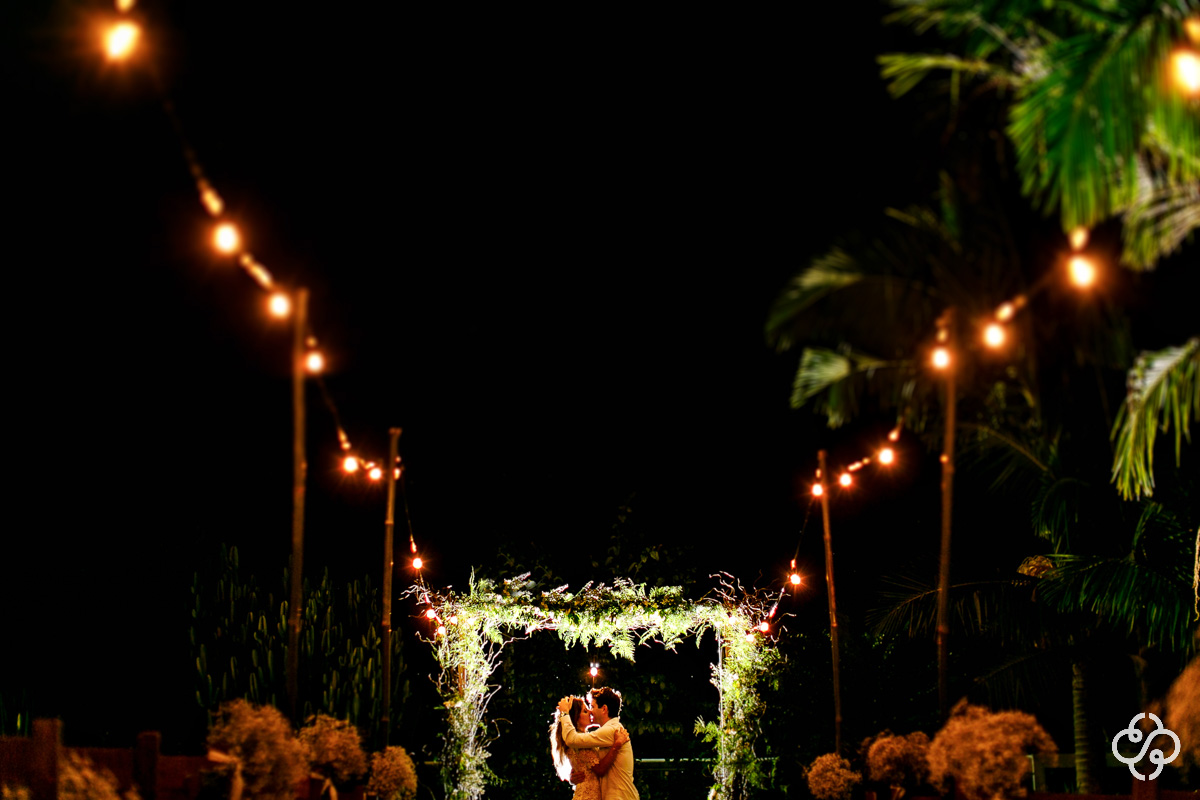 Casamento na Praia | Casamento de dia | Cerimônia de Casamento Mirante Gold Party | Biguaçu - SC | Case de dia | Ensaio Noivos | Casamento Letícia e Kléber | Fotógrafo de Casamento | Foto de Casamento | Fotógrafo Destination Wedding | Destino de Casamento
