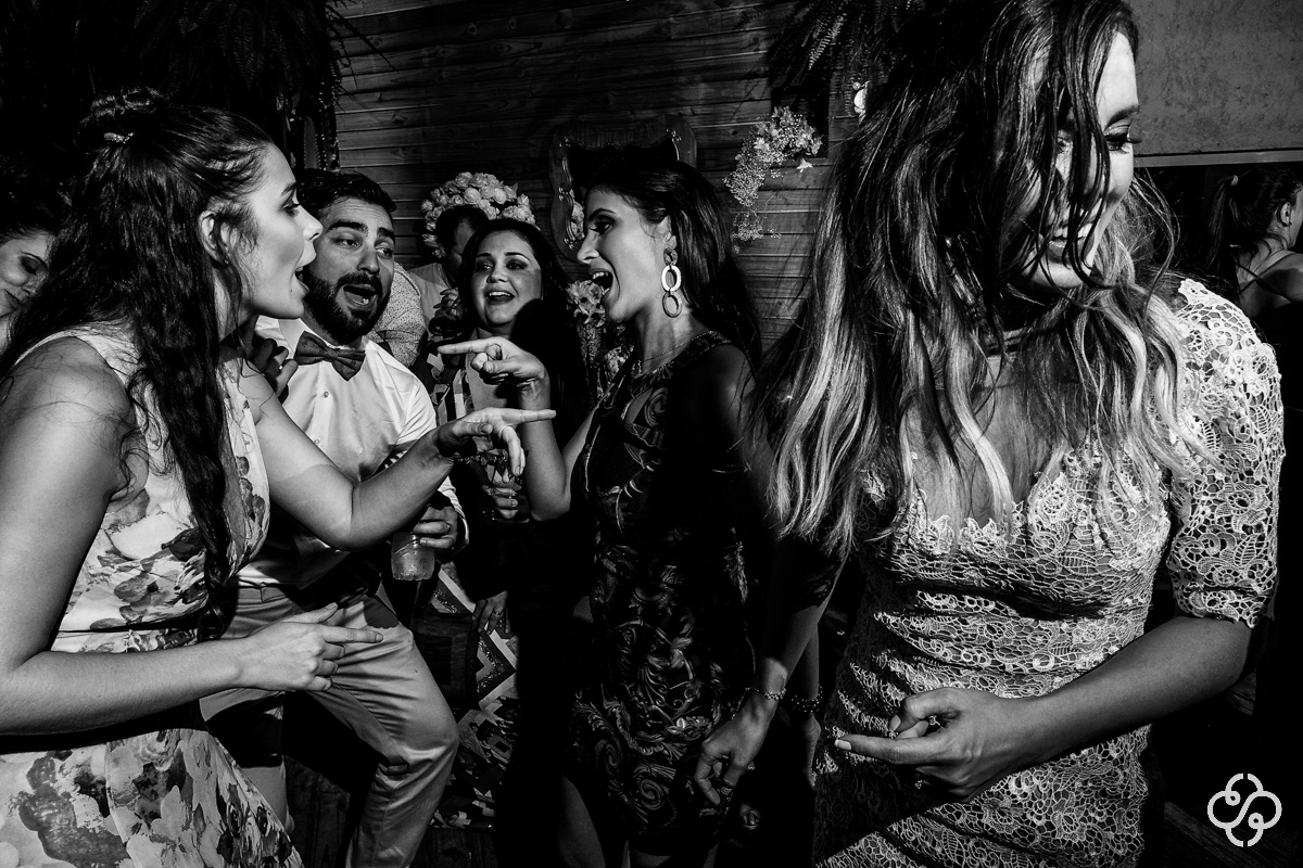 Casamento na Praia | Casamento de dia | Cerimônia de Casamento Mirante Gold Party | Biguaçu - SC | Case de dia | Ensaio Noivos | Casamento Letícia e Kléber | Fotógrafo de Casamento | Foto de Casamento | Fotógrafo Destination Wedding | Destino de Casamento