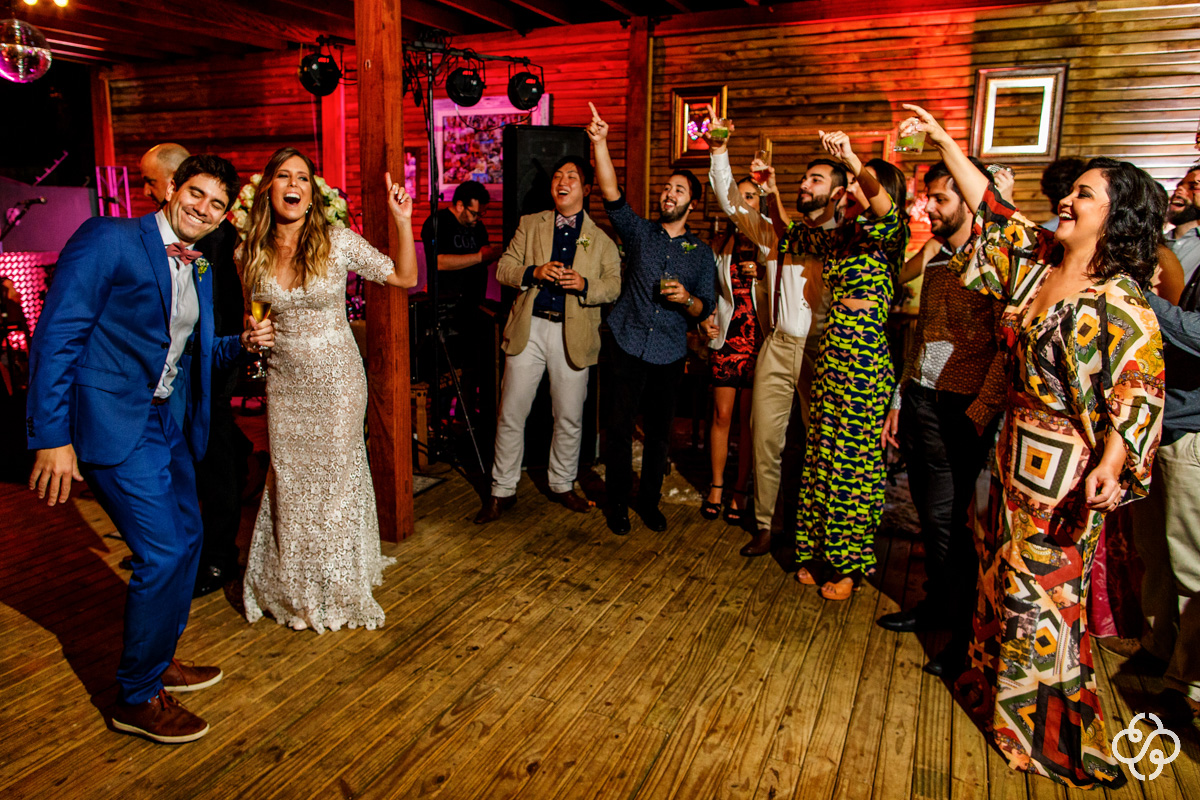 Casamento na Praia | Casamento de dia | Cerimônia de Casamento Mirante Gold Party | Biguaçu - SC | Case de dia | Ensaio Noivos | Casamento Letícia e Kléber | Fotógrafo de Casamento | Foto de Casamento | Fotógrafo Destination Wedding | Destino de Casamento