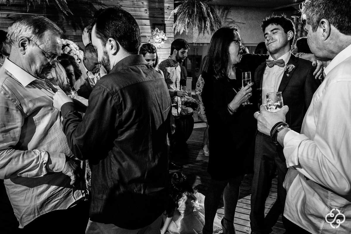 Casamento na Praia | Casamento de dia | Cerimônia de Casamento Mirante Gold Party | Biguaçu - SC | Case de dia | Ensaio Noivos | Casamento Letícia e Kléber | Fotógrafo de Casamento | Foto de Casamento | Fotógrafo Destination Wedding | Destino de Casamento
