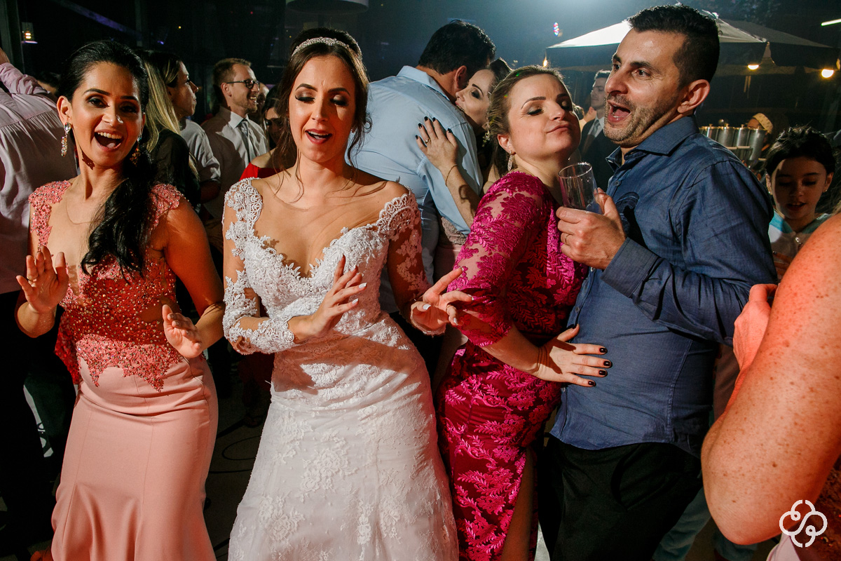 Balada de Casamento | Casamento Indaiá Restaurante | Itapema | Fotógrafo de Casamento | Foto de Casamento | Fotógrafo Destination Wedding | |Fotógrafo de Casamento SC | Destino de Casamento |