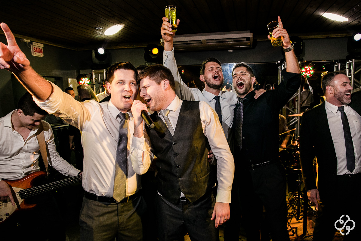 Foto Balada de Casamento | Casamento Indaiá Restaurante | Itapema - SC | Fotógrafo de Casamento | Foto de Casamento | Fotógrafo Destination Wedding | |Fotógrafo de Casamento SC | Destino de Casamento |