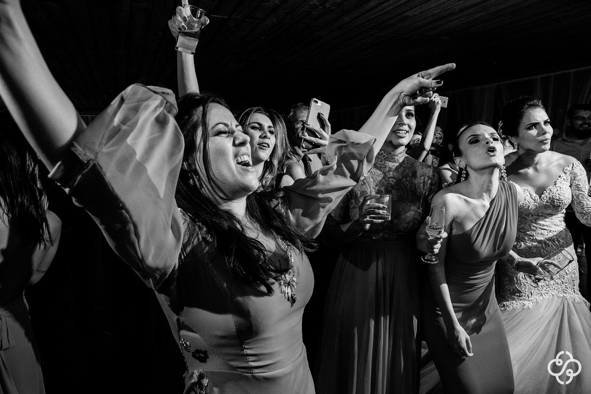 Foto Balada de Casamento | Casamento Indaiá Restaurante | Itapema - SC | Fotógrafo de Casamento | Foto de Casamento | Fotógrafo Destination Wedding | |Fotógrafo de Casamento SC | Destino de Casamento |