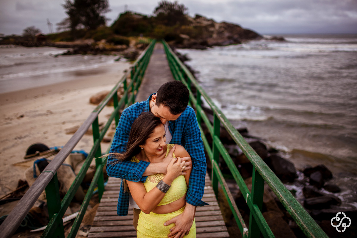 Foto Ensaio Casal em Florianópolis - SC | Foto Pré Casamento Ponte Hercílio Luz | Ensaio Noivos Floripa | Adriana e Daniel | Book Casal | Book Noivos | Fotógrafo de Casamento | Fotógrafo de Bodas | Parejas | www.rafaelsantosfotografia.com.br