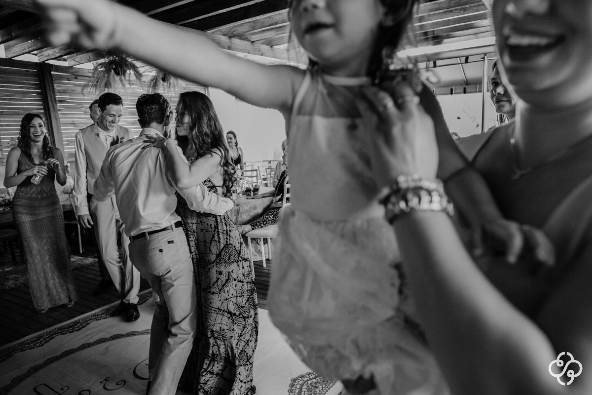 Casamento na Praia | Casamento de dia | Cerimônia de Casamento Mirante Gold Party | Biguaçu - SC | Casamento Adriana e Daniel | Fotógrafo de Casamento | Foto de Casamento | Fotógrafo Destination Wedding | |Fotógrafo de Casamento SC | Destino de Casamento