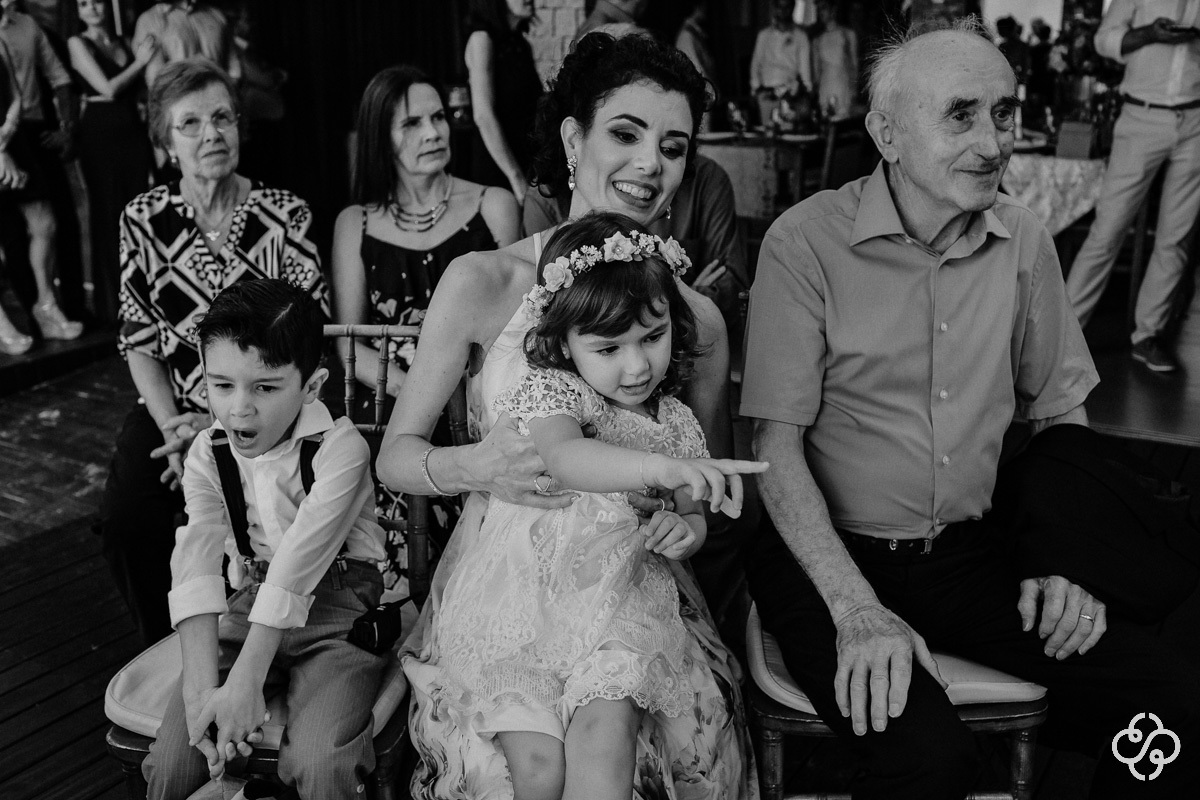 Fotografia Cerimônia de Casamento na Praia |  Restaurante Sabores do Mar Praia de Laranjeiras | Balneário Camboriú - SC | Fotografia de Casamento - SC | Monique e Mauro Molina | Fotógrafo de Casamento SC | Destino de Casamento | Rafael Santos Fotografia |