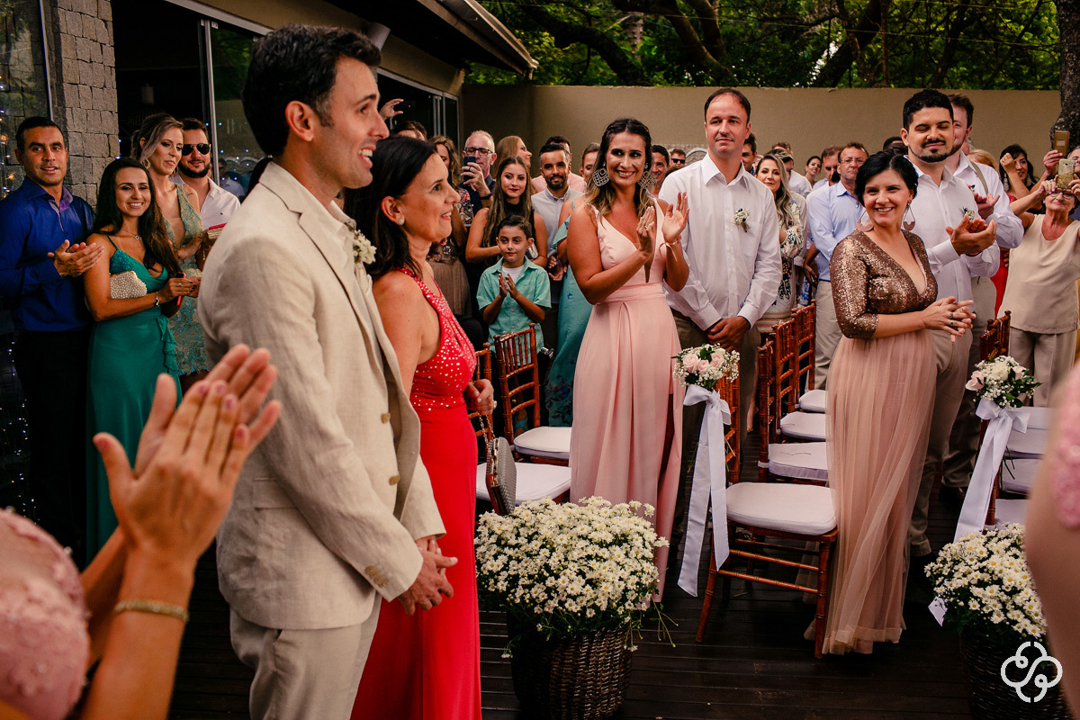 Fotografia Cerimônia de Casamento na Praia |  Restaurante Sabores do Mar Praia de Laranjeiras | Balneário Camboriú - SC | Fotografia de Casamento - SC | Monique e Mauro Molina | Fotógrafo de Casamento SC | Destino de Casamento | Rafael Santos Fotografia |