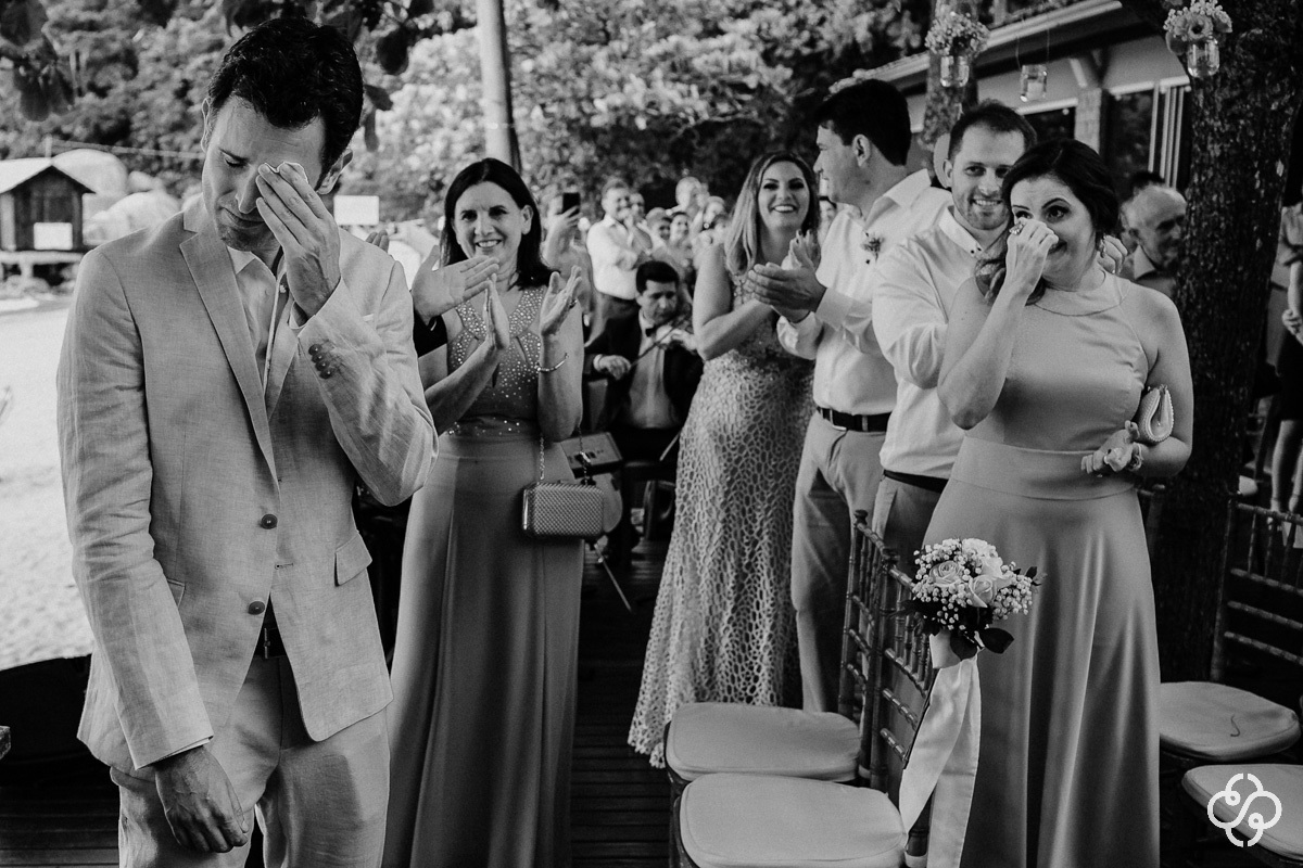 Fotografia Cerimônia de Casamento na Praia |  Restaurante Sabores do Mar Praia de Laranjeiras | Balneário Camboriú - SC | Fotografia de Casamento - SC | Monique e Mauro Molina | Fotógrafo de Casamento SC | Destino de Casamento | Rafael Santos Fotografia |