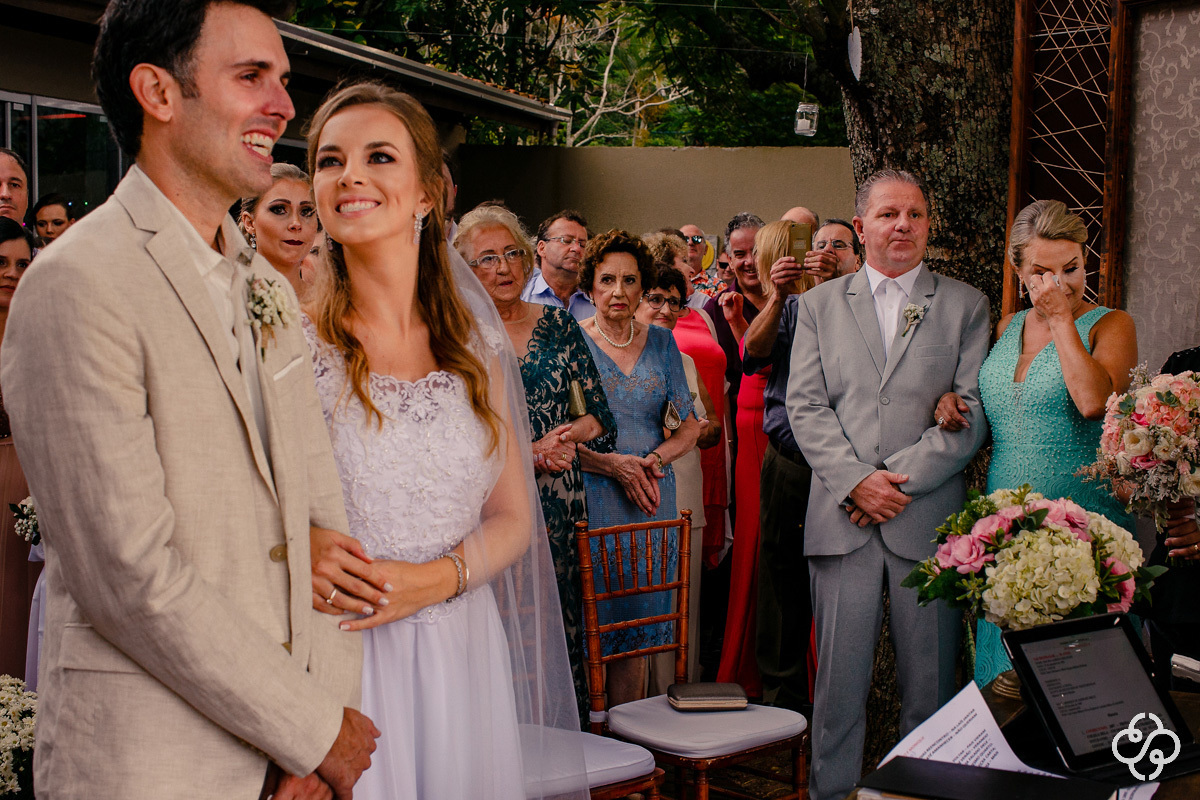 Fotografia Cerimônia de Casamento na Praia |  Restaurante Sabores do Mar Praia de Laranjeiras | Balneário Camboriú - SC | Fotografia de Casamento - SC | Monique e Mauro Molina | Fotógrafo de Casamento SC | Destino de Casamento | Rafael Santos Fotografia |