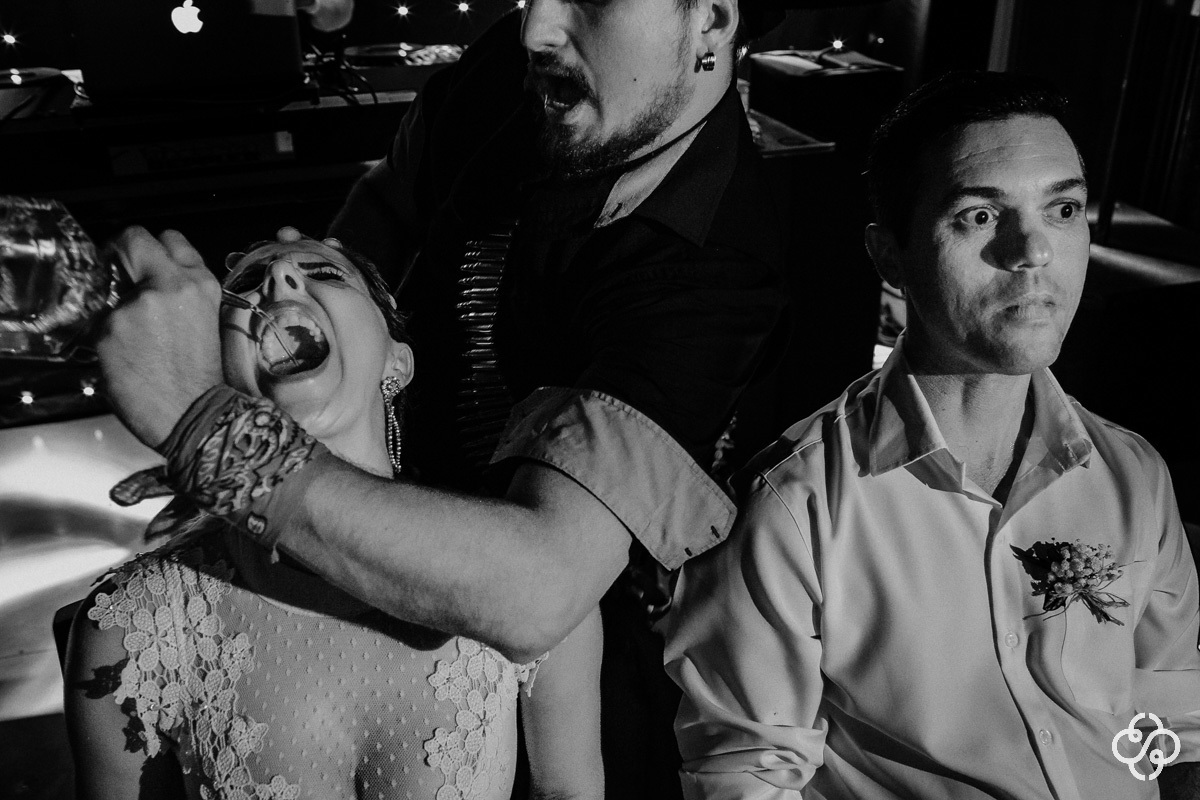 Fotografia Balada de Casamento na Praia |  Restaurante Sabores do Mar Praia de Laranjeiras | Balneário Camboriú - SC | Fotografia de Casamento - SC | Monique e Mauro Molina | Fotógrafo de Casamento SC | Destino de Casamento | Rafael Santos Fotografia |