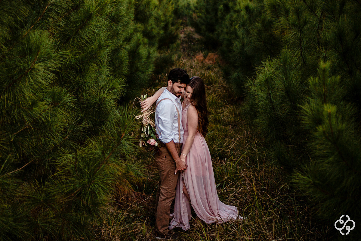 Foto Ensaio Casal em Petrolândia SC | Ensaio Noivos na floresta | Pré Casamento Yohana e Guilherme | Pré Wedding Catarinense | Book Casal | Fotógrafo de Casamento | Fotógrafo de Bodas | Parejas | www.rafaelsantosfotografia.com.br