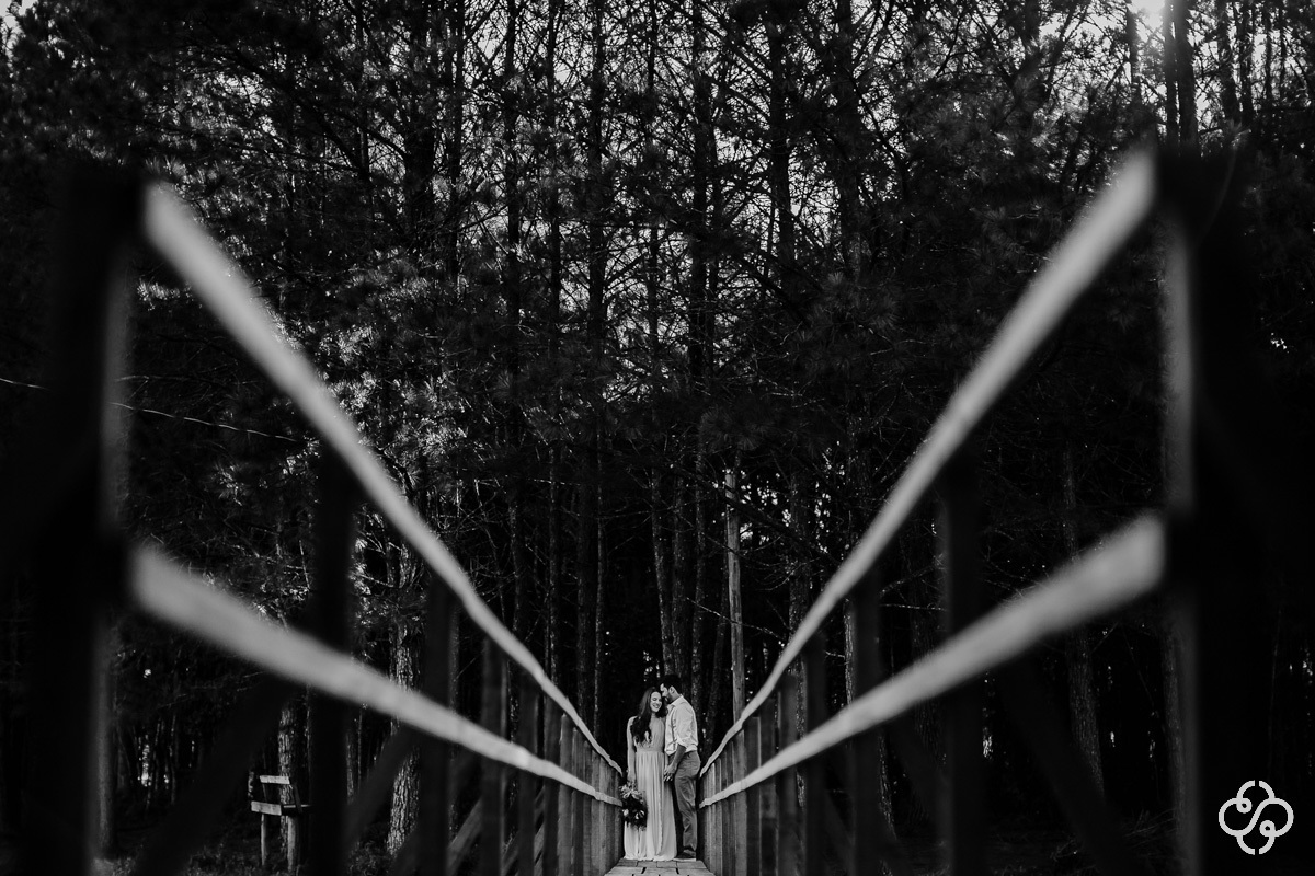 Foto Ensaio Casal em Petrolândia SC | Ensaio Noivos na Floresta | Pré Casamento Yohana e Guilherme | Pré Wedding Catarinense | Book Casal | Fotógrafo de Casamento | Fotógrafo de Bodas | Parejas | www.rafaelsantosfotografia.com.br