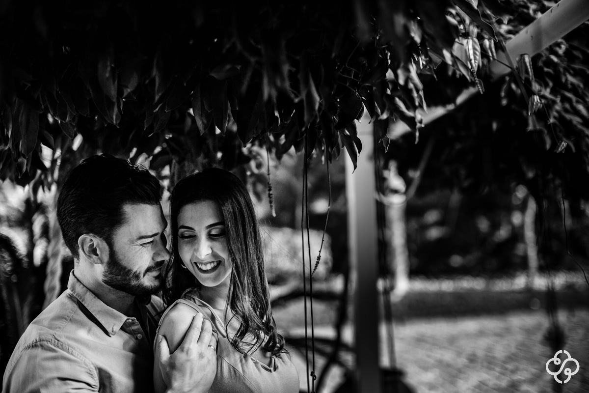 Foto Ensaio Casal no Hotel Plaza em Itapema SC | Ensaio Noivos |  Pré Wedding | Pré Casamento Pâmela e Jonathan | Pré Wedding Catarinense | Book Casal | Fotógrafo de Casamento | Fotógrafo de Bodas | Parejas | www.rafaelsantosfotografia.com.br