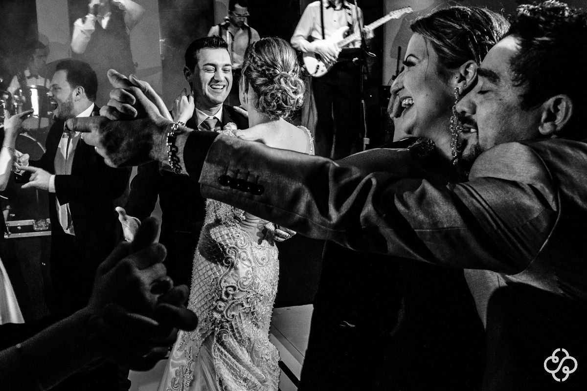 Recepção de Casamento Chácara Winners Curitiba - PR | Balada Casamento | Fotógrafo Casamento Curitiba |  Destination Wedding | Casamento Suelen e André | Fotografia Casamento Santa Catarina | Foto Casamento | Paraná |  www.rafaelsantosfotografia.com.br